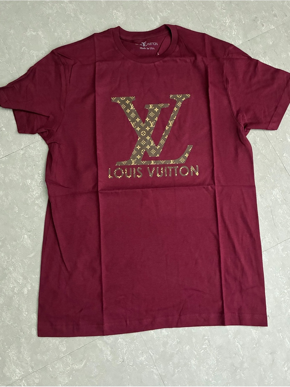 Men's New Luxury LV Burgundy Short Sleeve T-Shirt Size XL